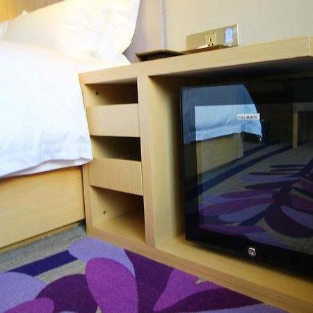 Lavande Hotel Jiujiang Xunyang Road Walking Street Экстерьер фото