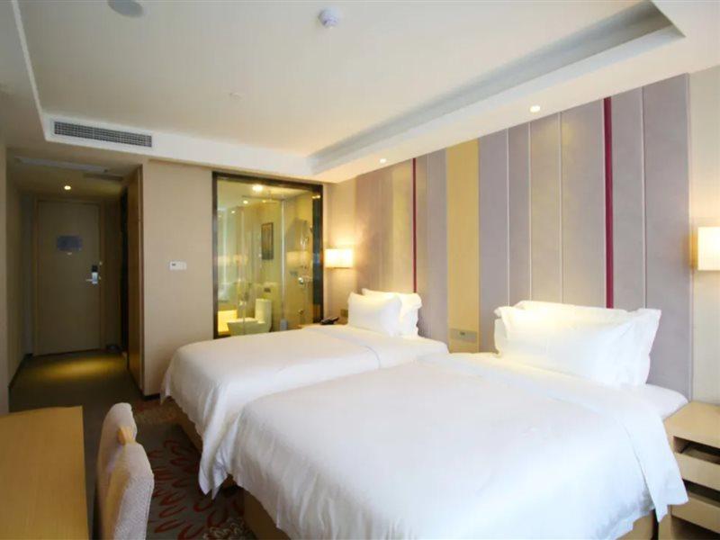 Lavande Hotel Jiujiang Xunyang Road Walking Street Экстерьер фото