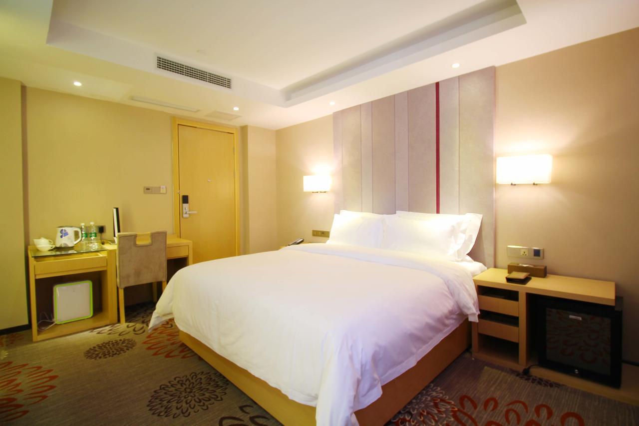 Lavande Hotel Jiujiang Xunyang Road Walking Street Экстерьер фото