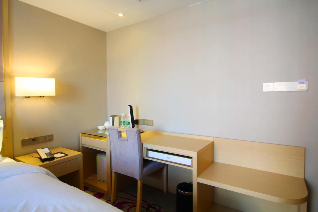 Lavande Hotel Jiujiang Xunyang Road Walking Street Экстерьер фото